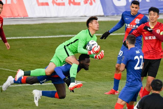 欧冠首战：曼联主场4-0横扫沙巴巴库